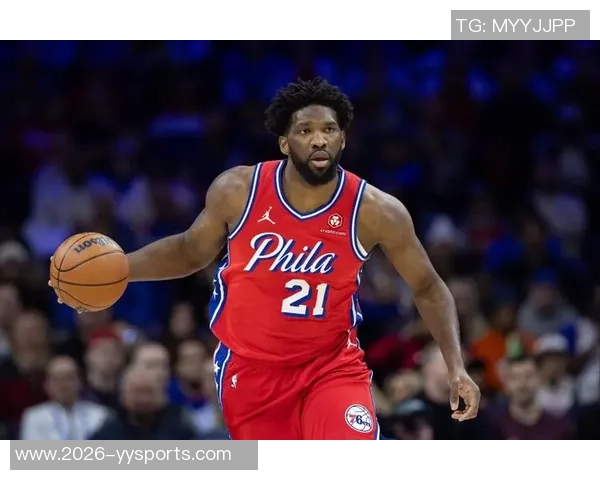 恩比德复出表现抢眼10投5中斩获14分7篮板8助攻3抢断